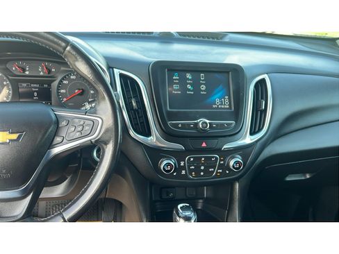 Used 2018 Chevrolet Equinox LT FWD image 30