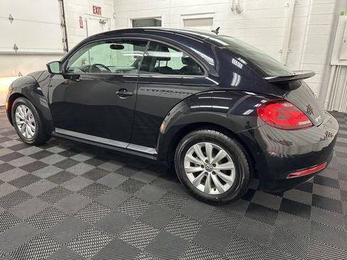 Used 2018 Volkswagen Beetle 2.0T S image 7