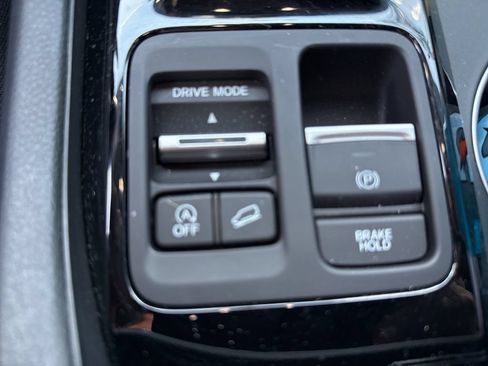 Used 2026 Honda Pilot Black Edition image 30