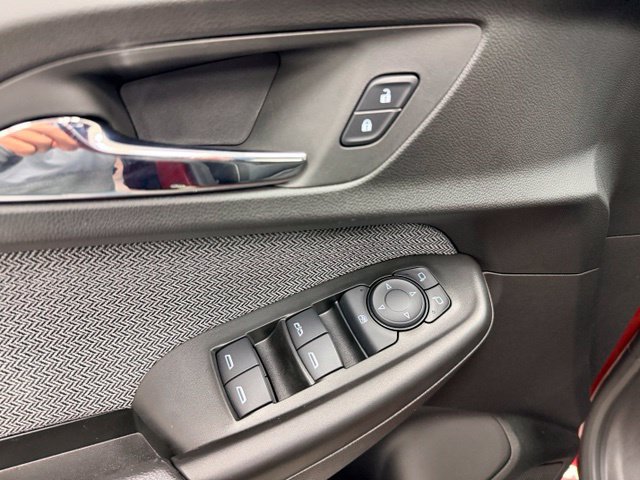 Used 2023 Chevrolet TrailBlazer LT w/ Convenience Package FWD image 18