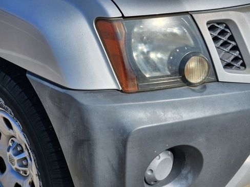 Used 2012 Nissan Xterra X image 9