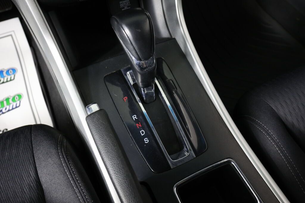 Used 2013 Honda Accord Sport image 36