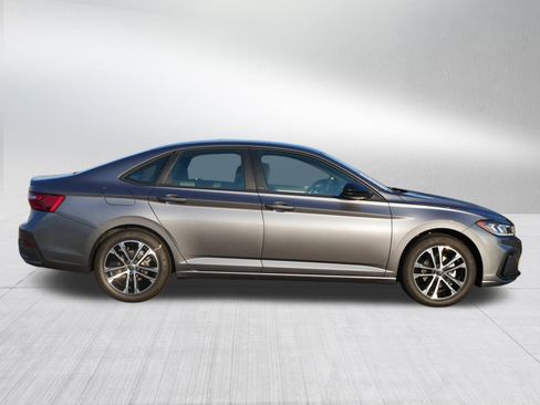 New 2025 Volkswagen Jetta Sport FWD image 2