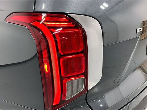 Used 2022 Hyundai Palisade SEL w/ Premium Package FWD image 38