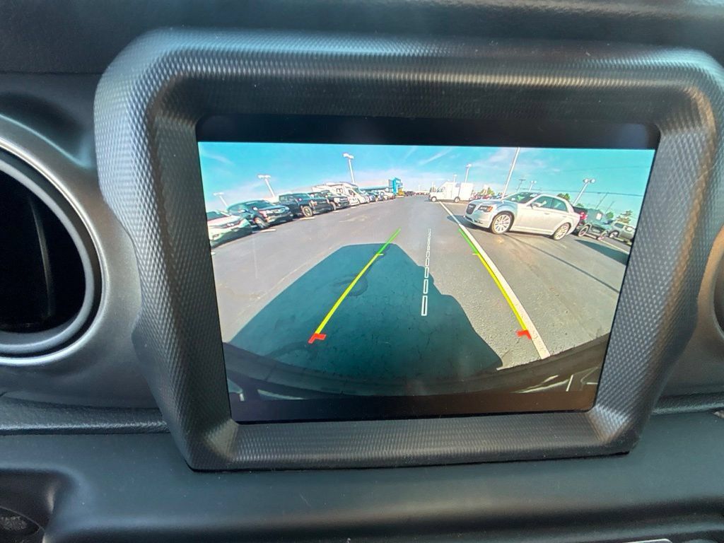 Used 2023 Jeep Wrangler Unlimited Sport AWD/4WD image 20