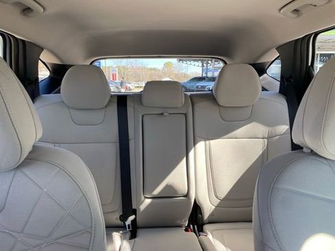 Used 2025 Hyundai Tucson SE image 31