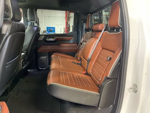 Used 2024 GMC Sierra 1500 Denali Ultimate AWD/4WD image 24