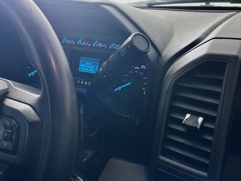 Used 2020 Ford F550 4x4 Regular Cab Super Duty image 13