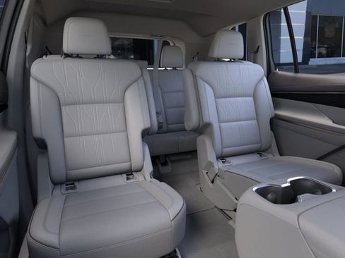 New 2026 Buick Enclave Avenir w/ Super Cruise Package FWD image 17
