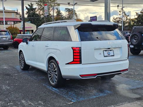 Used 2026 Hyundai Palisade Calligraphy image 5