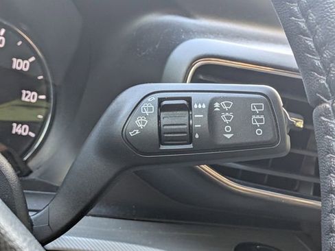 Used 2022 Ford Explorer XLT w/ Equipment Group 202A image 32