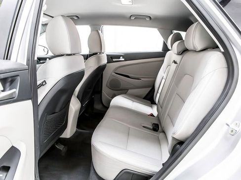 Used 2020 Hyundai Tucson SE w/ Cargo Package FWD image 27