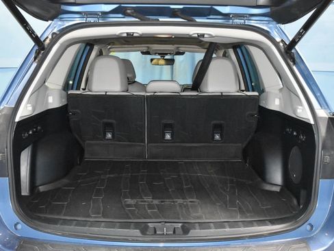 Used 2023 Subaru Forester Limited image 32