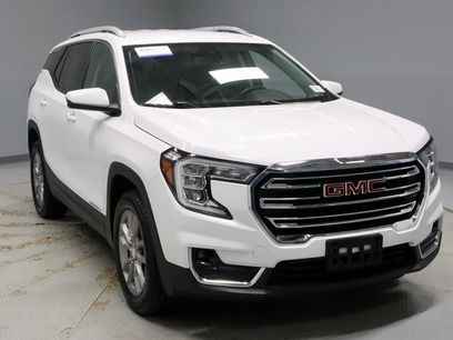 Used 2024 GMC Terrain SLT