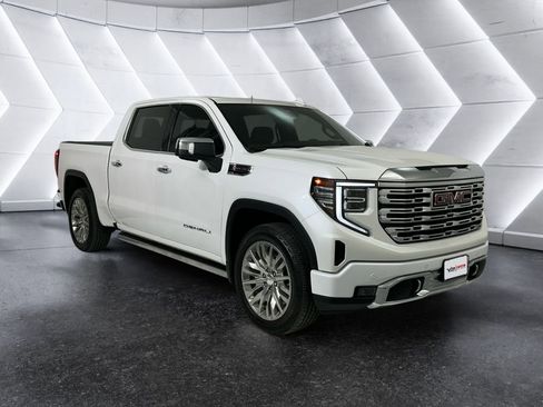 Used 2023 GMC Sierra 1500 Denali w/ Denali Reserve Package AWD/4WD image 1