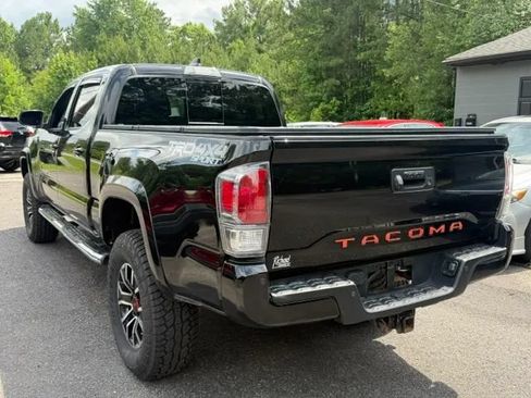 Used 2021 Toyota Tacoma TRD Sport w/ TRD Premium Sport Package AWD/4WD image 2