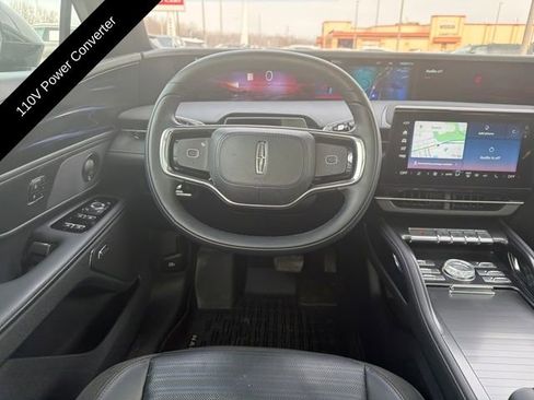 Used 2024 Lincoln Nautilus Reserve w/ Equipment Group 202A image 18