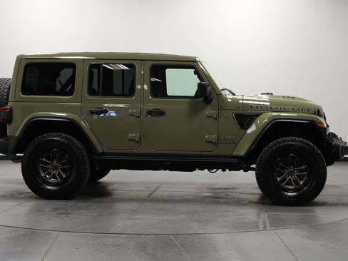 Used 2025 Jeep Wrangler Unlimited Rubicon 392 AWD/4WD image 3