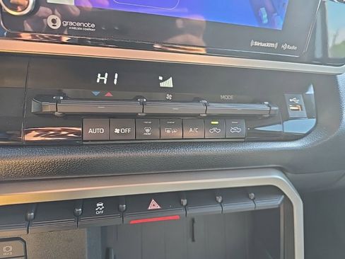 Used 2022 Toyota Tundra SR5 image 15