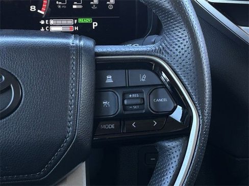 Used 2024 Toyota Tundra Limited w/ Power Package image 17