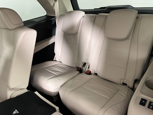 New 2026 Mercedes-Benz GLS 450 4MATIC image 23