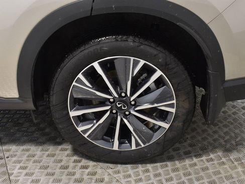 Certified 2026 INFINITI QX60 Luxe w/ Family Package image 38