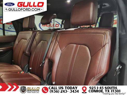 Used 2023 Ford Expedition Max Limited image 13