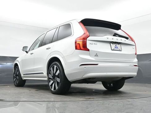 Used 2023 Volvo XC90 T8 Ultimate w/ Protection Package image 44