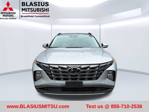 Used 2023 Hyundai Tucson Limited AWD/4WD image 4