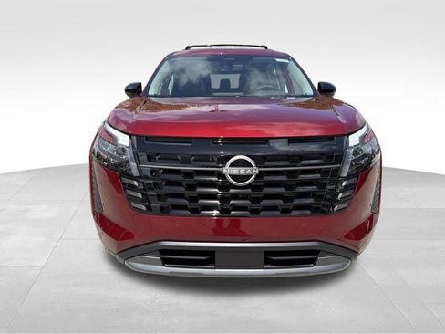 New 2026 Nissan Pathfinder Platinum FWD image 2
