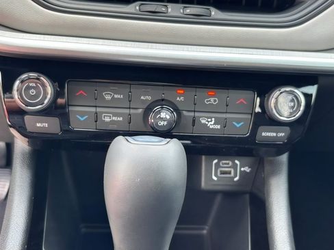New 2026 Jeep Compass Limited AWD/4WD image 15