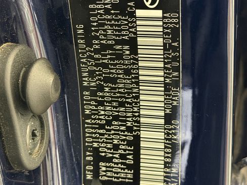 Used 2022 Toyota Corolla SE image 19