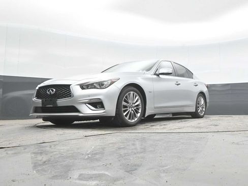 Used 2020 INFINITI Q50 Luxe w/ Essential Package (3.0T Luxe) AWD/4WD image 26