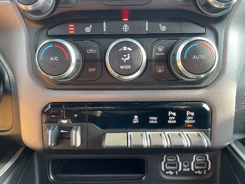 Used 2020 RAM 1500 Big Horn image 25