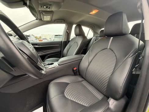 Used 2024 Toyota Camry SE image 28