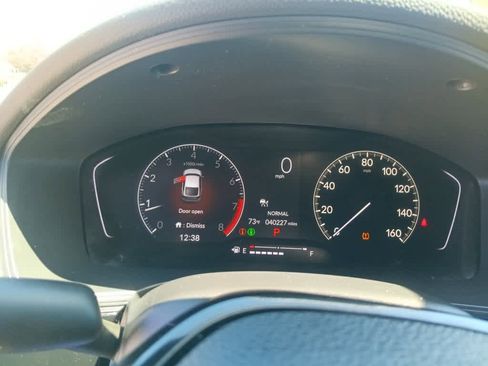 Used 2023 Honda Civic Sport image 10