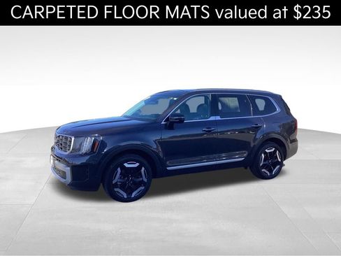 Certified 2025 Kia Telluride S FWD image 3