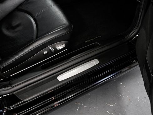 Used 2006 Porsche 911 Carrera S RWD image 20