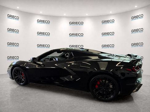 Used 2023 Chevrolet Corvette Stingray Preferred Conv w/ Z51 Performance Package RWD image 5