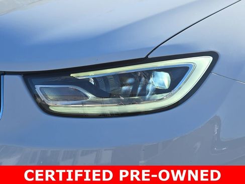 Used 2024 Chrysler Pacifica Touring-L FWD image 32