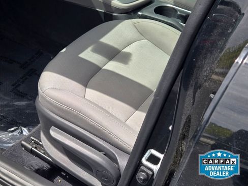 Used 2018 Hyundai Elantra Value Edition FWD image 19