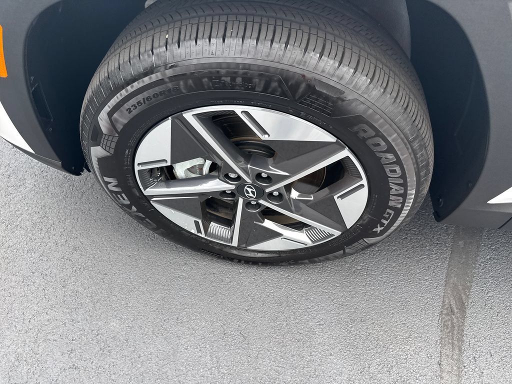 Certified 2025 Hyundai Tucson SEL AWD/4WD image 39