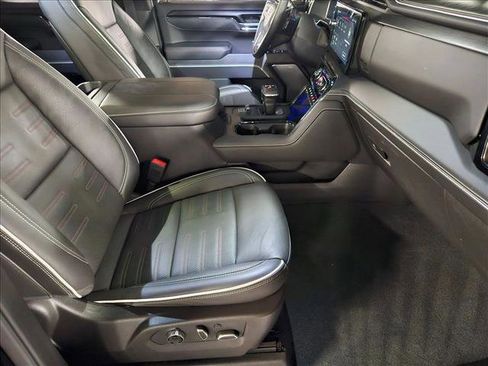 Used 2024 GMC Sierra 1500 AT4X image 20