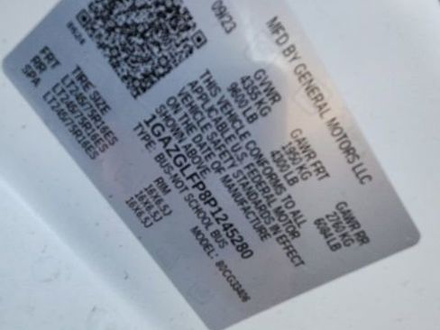 Used 2023 Chevrolet Express 3500 LS image 17