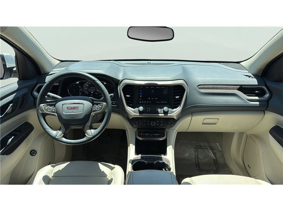 Used 2023 GMC Acadia Denali AWD/4WD image 17