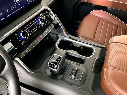 Certified 2025 GMC Sierra 1500 Denali Ultimate image 15