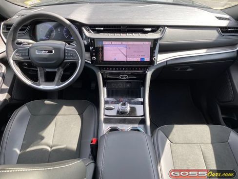 New 2026 Jeep Grand Cherokee L 4WD image 10