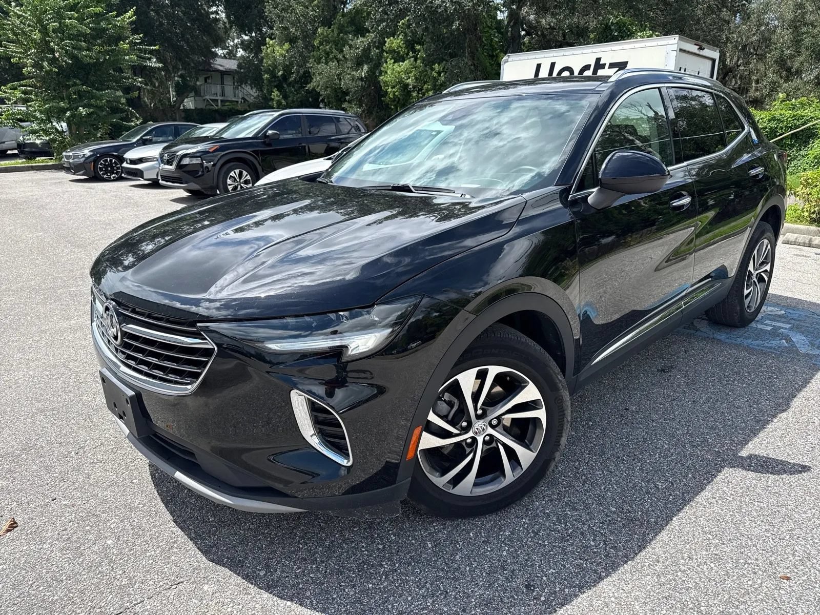 Used 2022 Buick Envision Essence w/ Safety Package FWD image 2