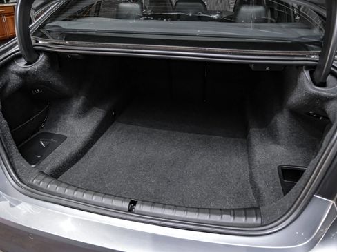 Used 2017 BMW 530i RWD image 47