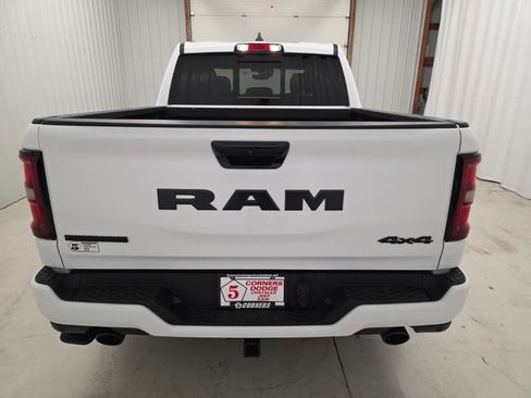 Used 2026 RAM 1500 Big Horn AWD/4WD image 4